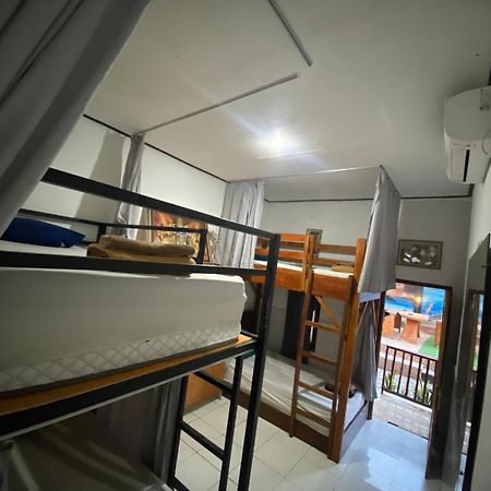Batununggul My Art Hostel מראה חיצוני תמונה