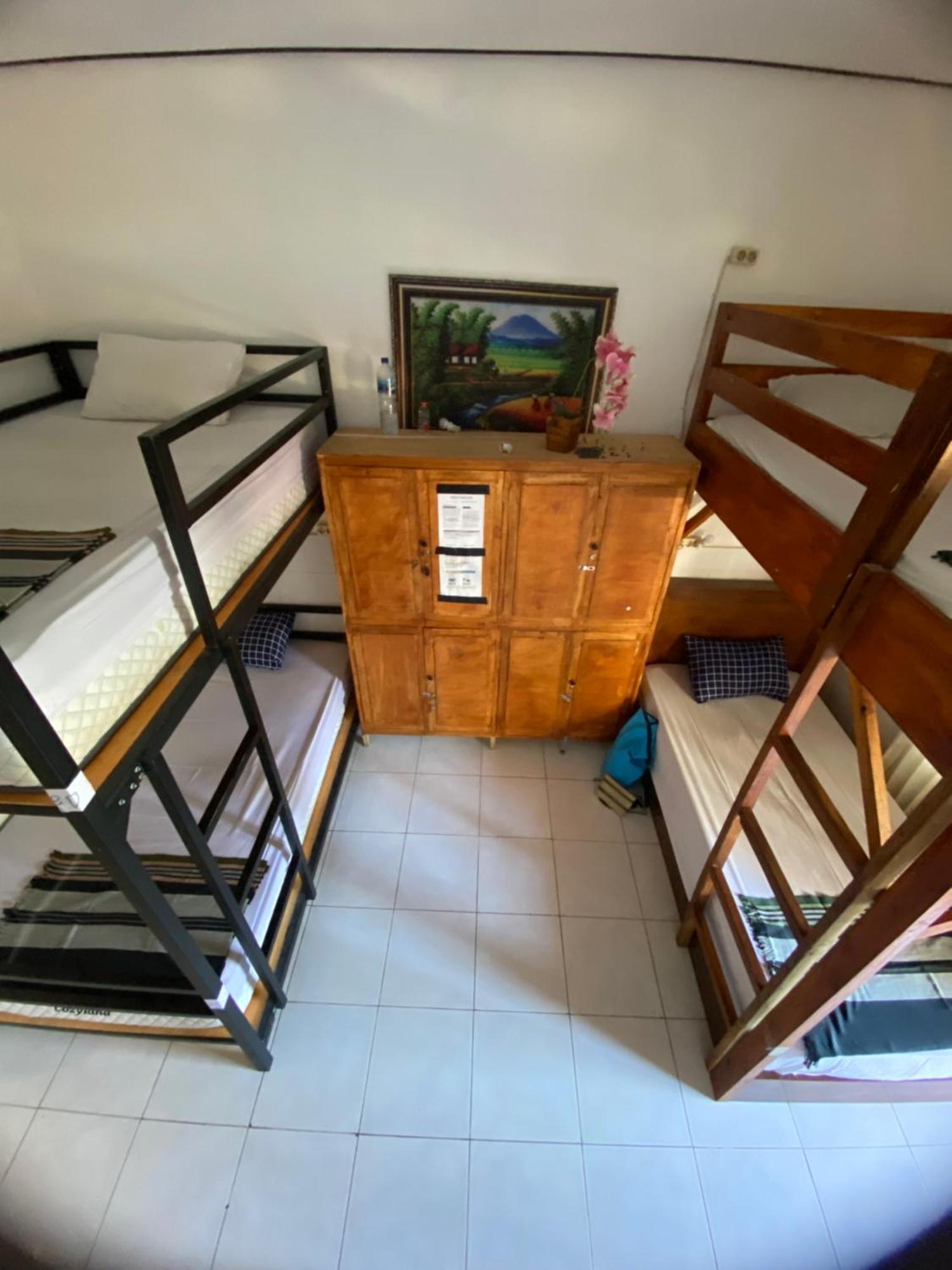 Batununggul My Art Hostel מראה חיצוני תמונה