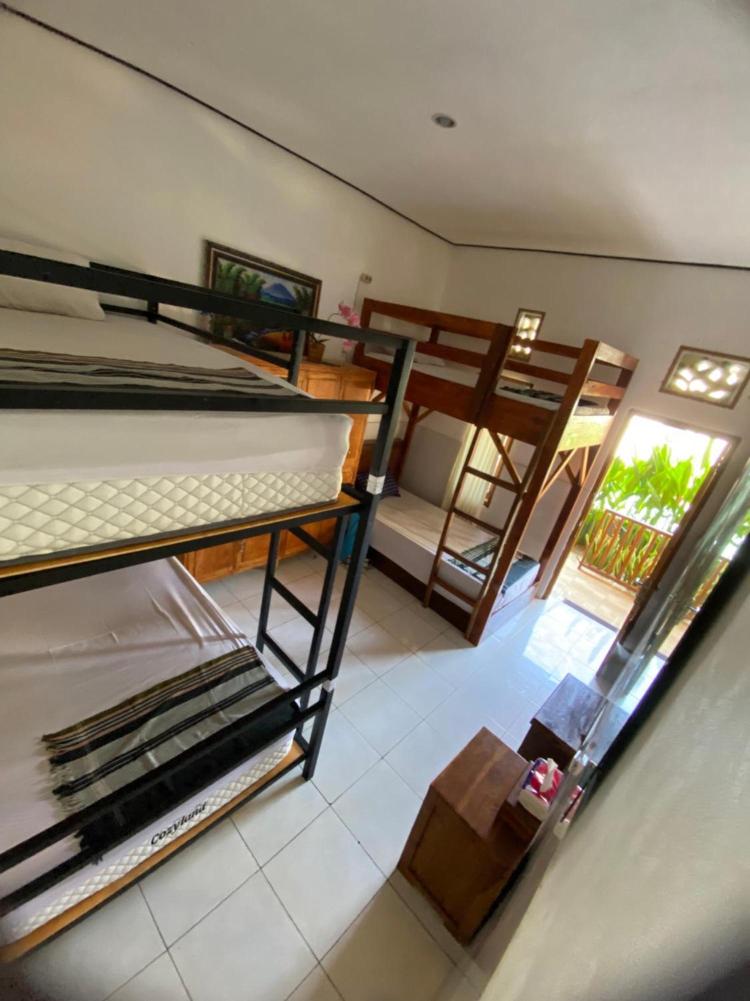 Batununggul My Art Hostel מראה חיצוני תמונה