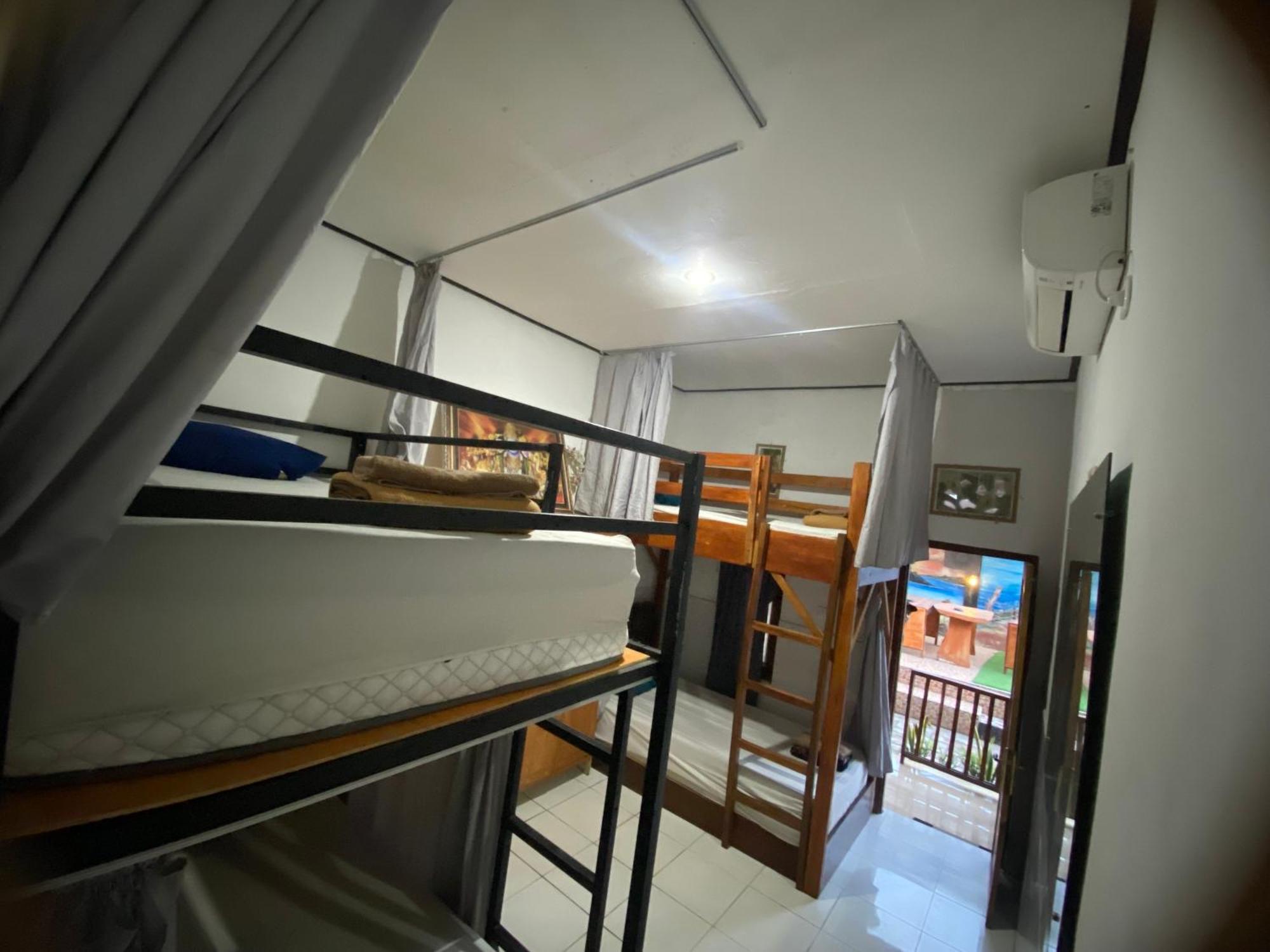 Batununggul My Art Hostel מראה חיצוני תמונה