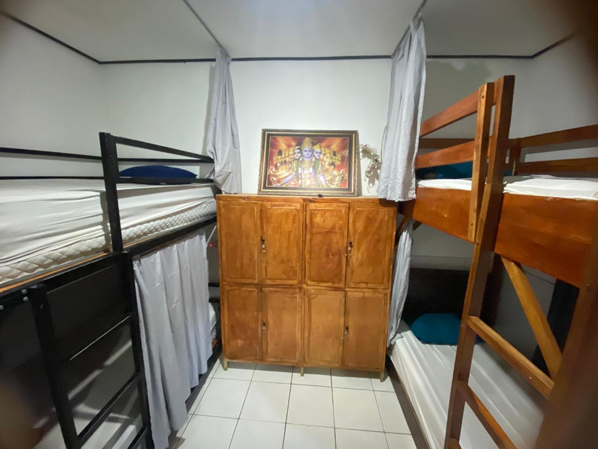 Batununggul My Art Hostel מראה חיצוני תמונה